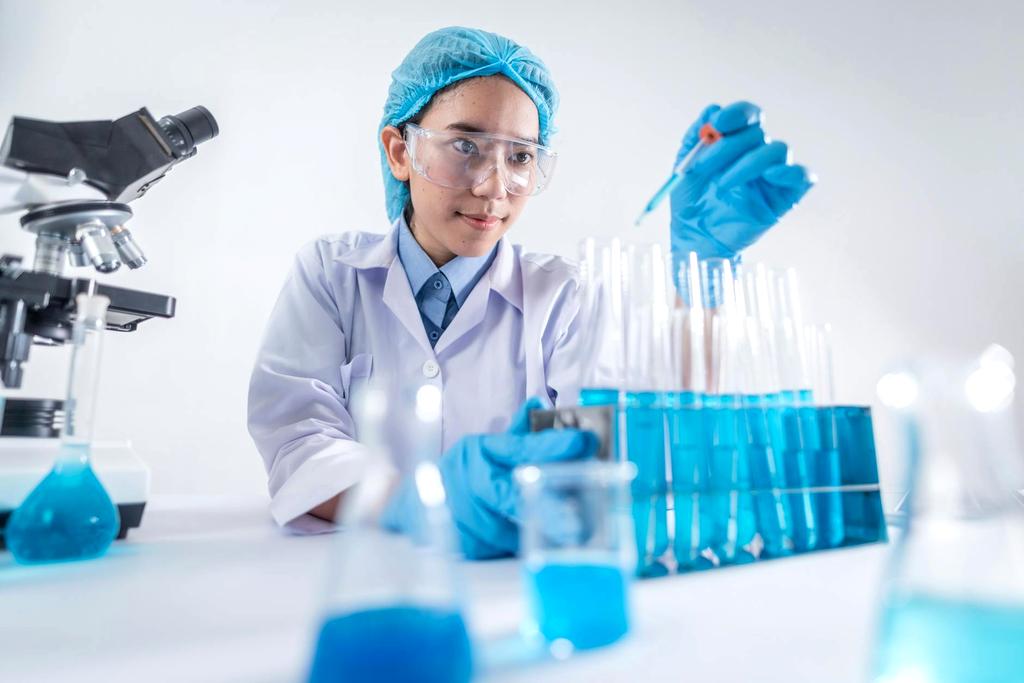 Material Science with Quantum Computing